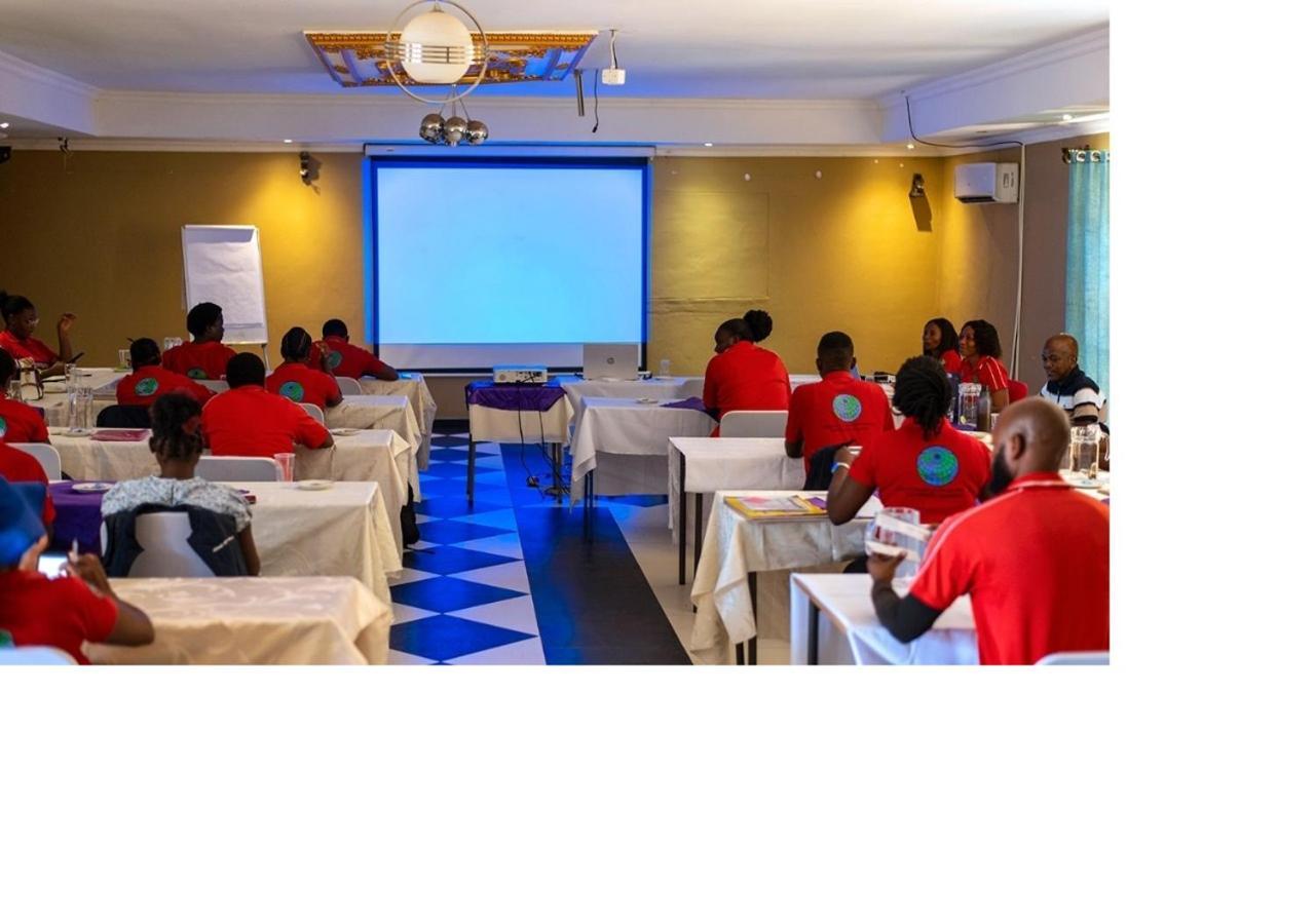 Msc Hotel Otjiwarongo Monitronics 外观 照片